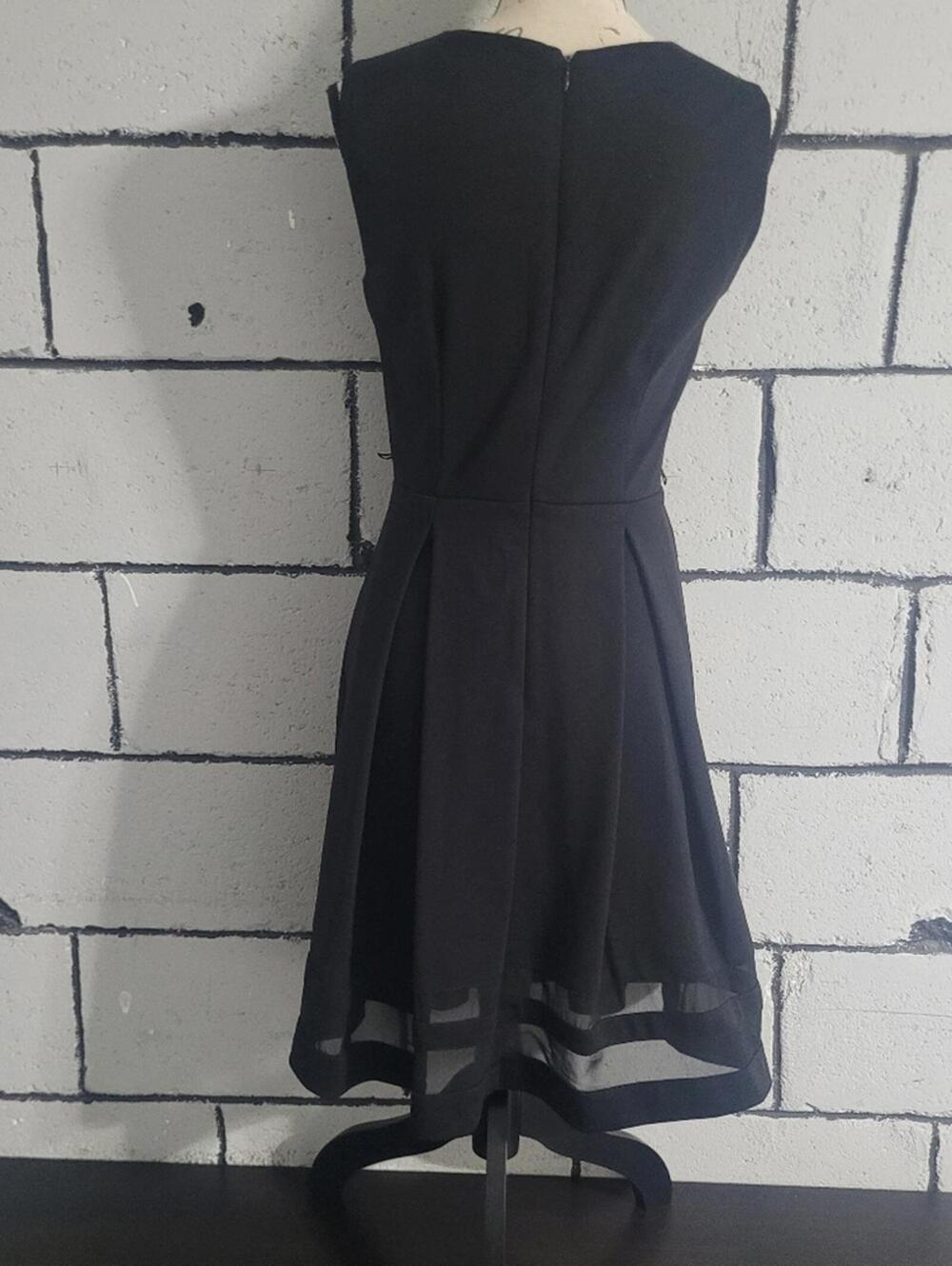 BUNDLE SALE!  CALVIN KLEIN "Little Black Dress" Sz 4 - Picture 5 of 10